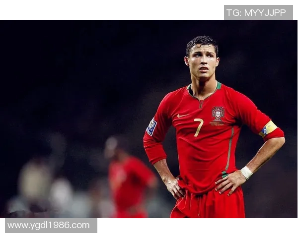 世界级中国足球球星盘点：那些在国际赛场上闪耀的足坛巨星